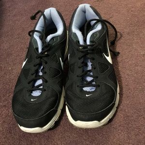 Nike gym shoes